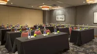 DoubleTree Suites by Hilton Minneapolis