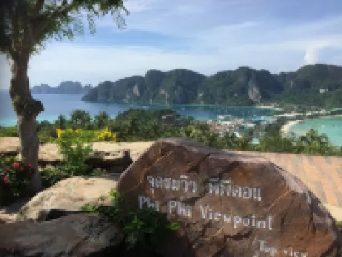 โคโค่ส์ เกสเฮาส์ โรงแรมในเกาะพีพี