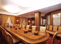 Nobil Luxury Boutique Hotel Hotels in Кішынёў