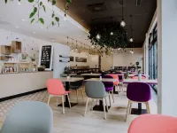 أماديو هوتل شافينراث Hotels near آيغن