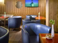 K+K Hotel am Harras - С баром