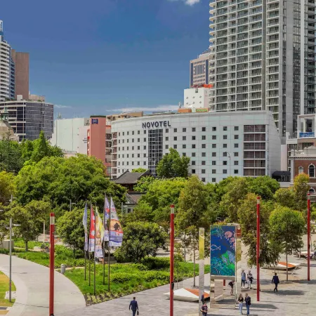 Novotel Sydney Darling Square Отели рядом с достопримечательностью «Гавань Дарлинг»