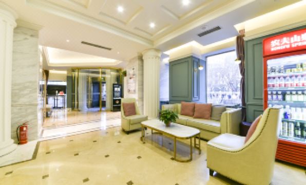 Jinjiang Inn Select (Harbin Central Avenue Pedestrian Street Airport Bus Station)