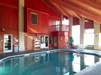 Ten Pin Inn & Suites - Pools