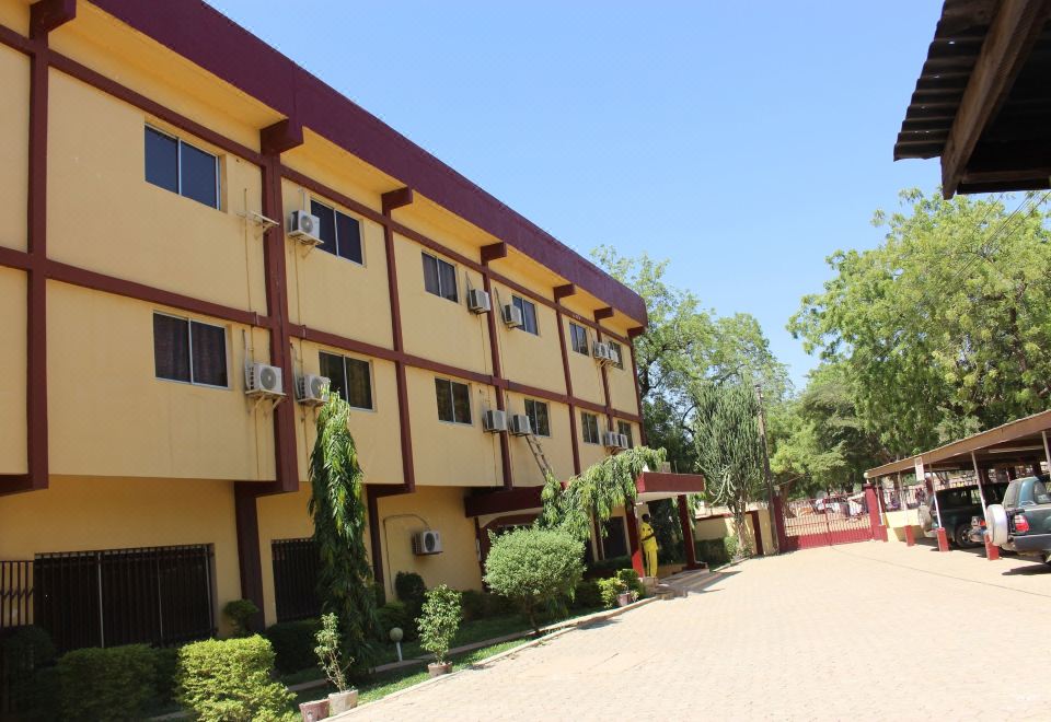 Hotel Maroua Palace - Housity