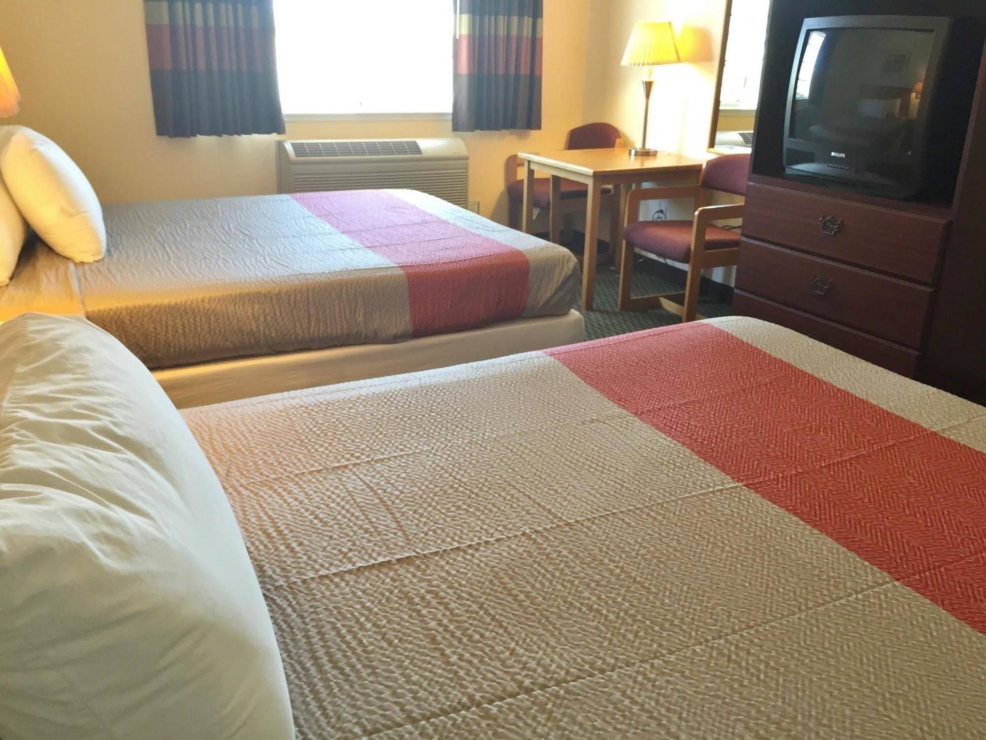 Americas Best Value Inn Dunnigan