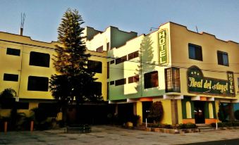 Hotel Real del Angel - Housity