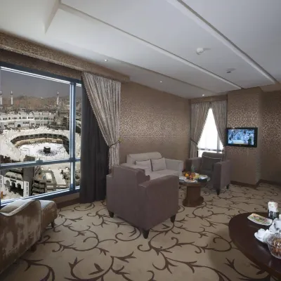 Al Safwa Hotel Tower 1 Hotels near Kaaba