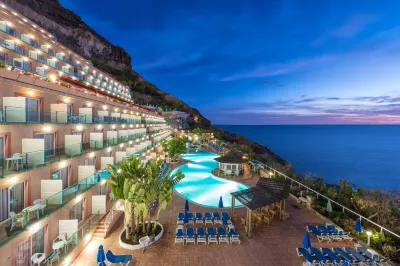 Mogan Princess & Beach Club Hotels near Playa del Diablito