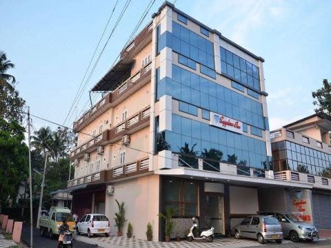 SAPPHIRE INN - Housity