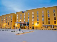 City Express by Marriott la Paz Hotels near CASA PARRA GALLERY: Mexican native art