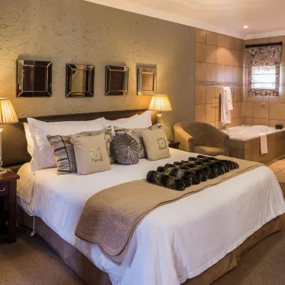 Villa Bali Luxury Guesthouse Hotels near Naval Hill