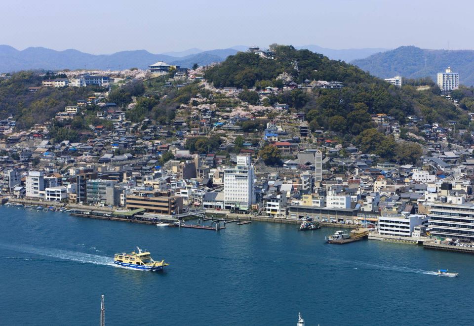 5. 오노미치 로열 ..