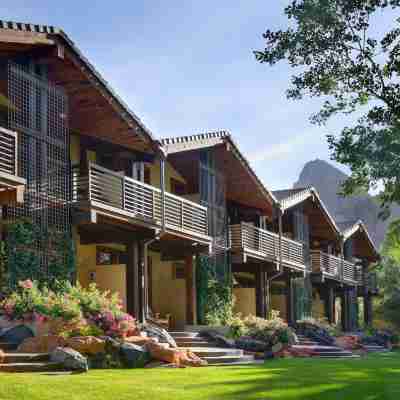 Desert Pearl Inn Hotel Exterior