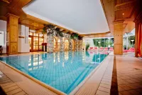 Traumhotel Alpina Superior --Luxushotel Mit Badesee Hotels in Wald im Pinzgau