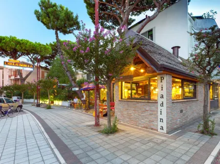 Hotel Columbia Отели в г. Равенна