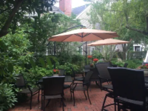 Cliff Lodge Hotels in Nantucket