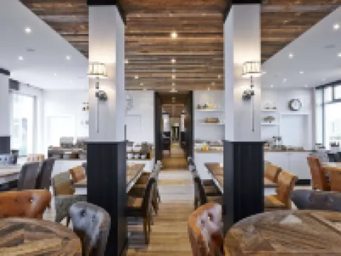 West Bay Hotels in Westende
