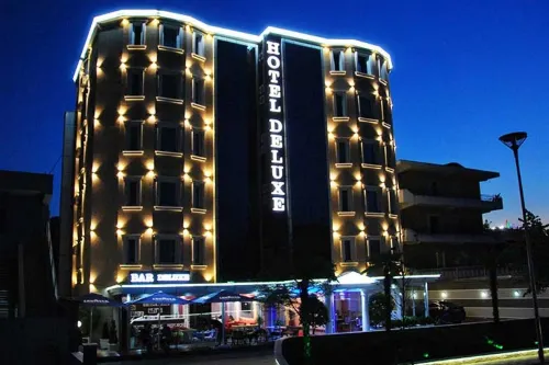 Hotel Deluxe