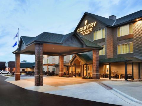 Country Inn & Suites by Radisson, Mankato Hotel and Conference Center, MN