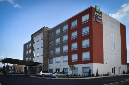 Holiday Inn Express & Suites West Memphis Отели в г. Криттенден Каунти