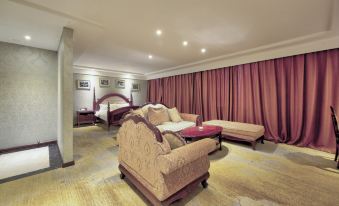 Lishu Four Seasons Business Hotel