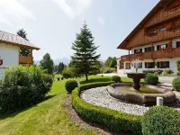 Landhaus Kössel Hotels near Hopfensee