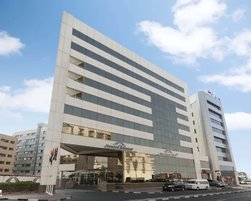 Howard Johnson by Wyndham Bur Dubai Các khách sạn gần Hải cảng Rashid