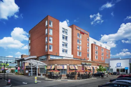 SpringHill Suites Pittsburgh Bakery Square Отели в г. Аспинуолл