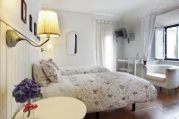 Vinnus Guesthouse Hotels in Ericeira