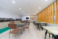 國中優客飯店（恐龍博物館店） - 廚房