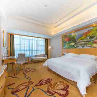 Vienna International Hotel Rooms