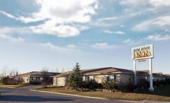Bow River Inn