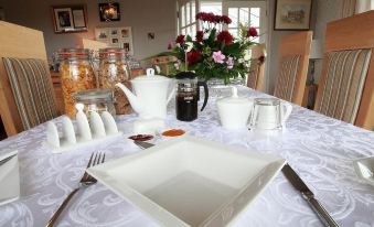 Elagh View Bed & Breakfast