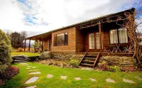 Glenorchy Lake House Hotels in Glenorchy