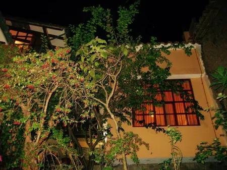 Kuska Hostal Отели рядом с достопримечательностью «Двенадцатиугольный камень»