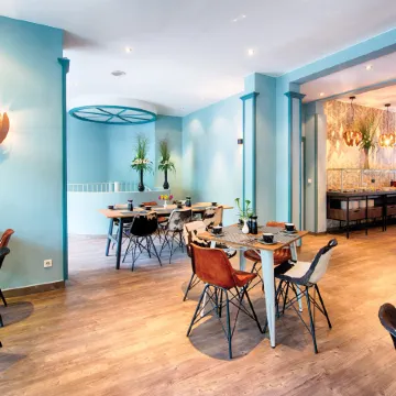 Leonardo Boutique Hotel Berlin City South Отели рядом с достопримечательностью «Станция метро "Германштрассе"»