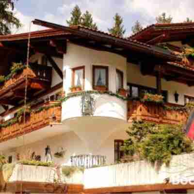 Alpenchalet Zum Jeremia Hotel Exterior