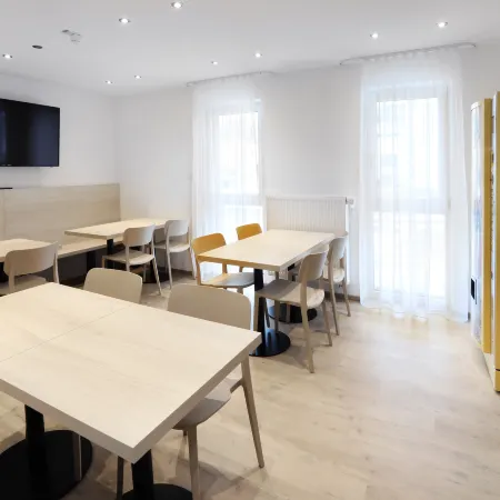 Apartment Hotel 37
