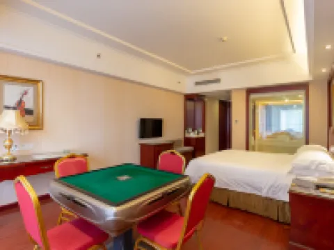 Vienna Hotel Hotels in Fenyi