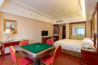 Vienna Hotel Hotel di Fenyi