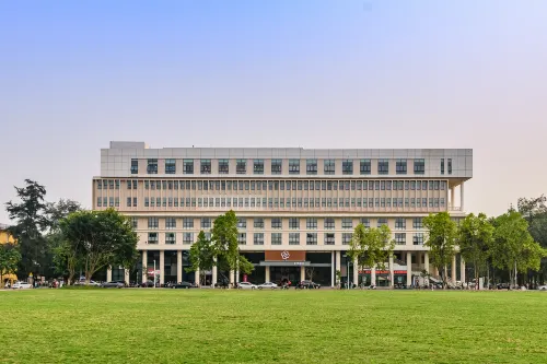 Guangxi University Hui Cui Lou Hotel - Swimmingpools