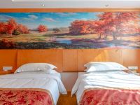 维也纳酒店(麻城文化小镇店) - 标准双床房