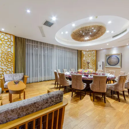 Rezen Hotel Heyi