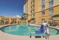 La Quinta Inn & Suites by Wyndham Phoenix Mesa West - Hot Tub
