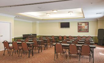 La Quinta Inn & Suites by Wyndham Slidell North Shore