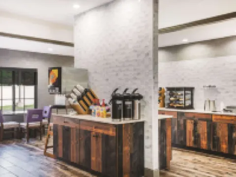 La Quinta Inn & Suites by Wyndham Chambersburg Hotels in Chambersburg