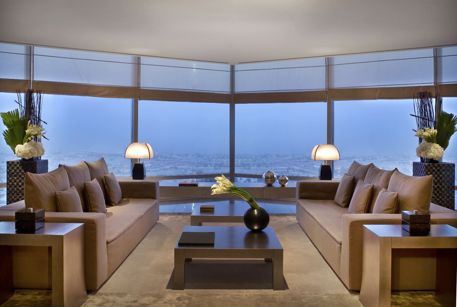 Armani Hotel Dubai, Burj Khalifa
