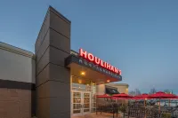 Crowne Plaza Dulles Airport Hotel dekat Elden Plaza