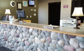 SureStay Plus Hotel by Best Western Lethbridge